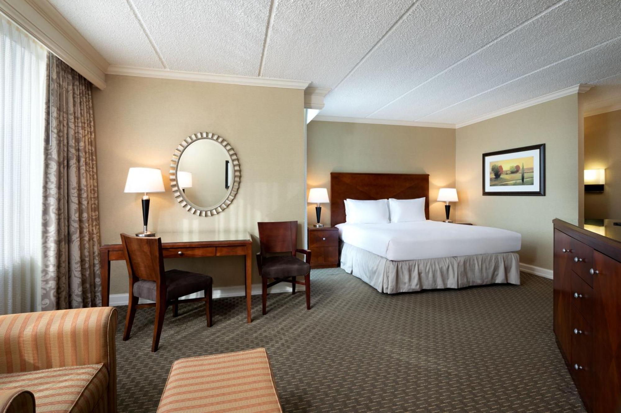 Junior King Suite