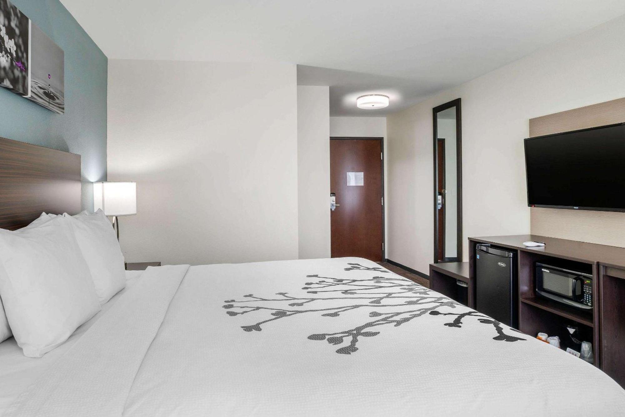 King Room with Bath Tub - Non-Smoking,1449237814:JPEG