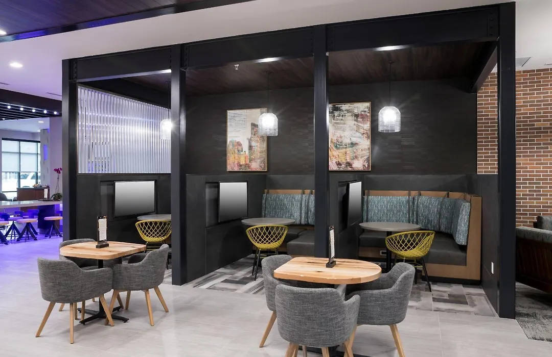 Courtyard By Marriott Houston Heights/I-10-1