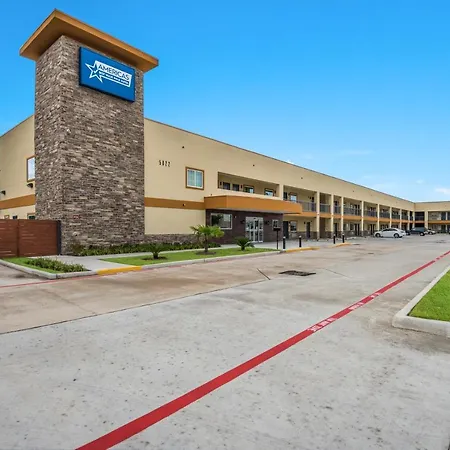 Americas Best Value Inn & Suites Houston At Hwy 6-2