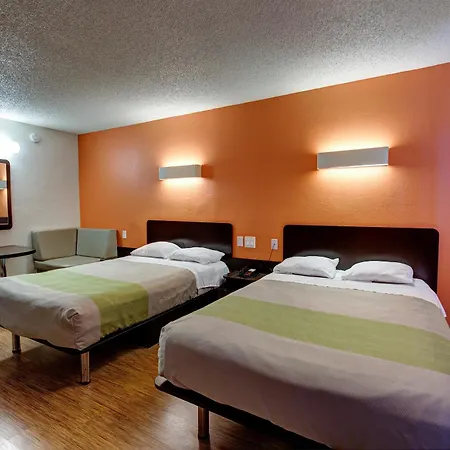Motel 6 Houston-Hobby-3