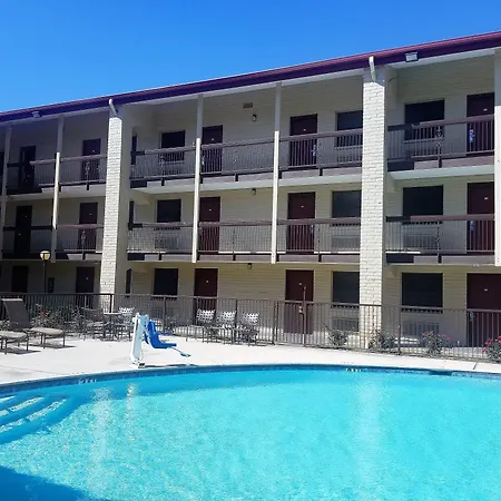 Red Roof Inn & Suites Houston- Hobby Airport-3