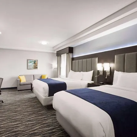 Days Inn & Suites By Wyndham Houston Hobby Airport-3