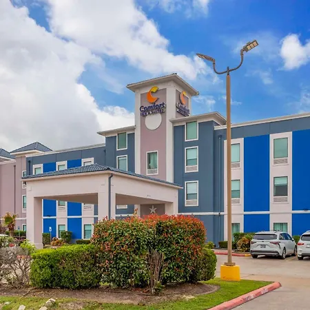 Comfort Inn & Suites Houston Fm1960 - Champions-3