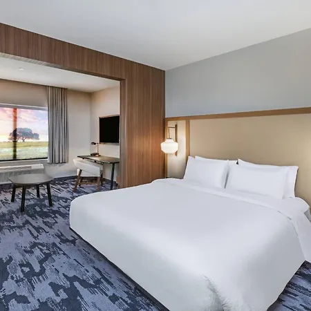 Fairfield Inn & Suites Houston Memorial City Area-3