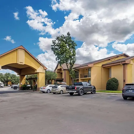 Quality Inn & Suites Nrg Park - Medical Center-3