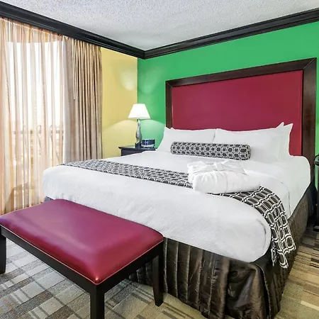 Crowne Plaza Suites Houston - Near Sugar Land-3